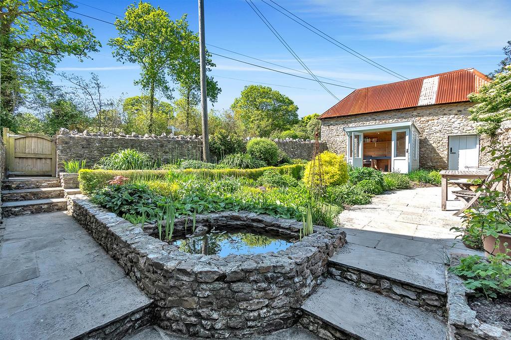 Side garden