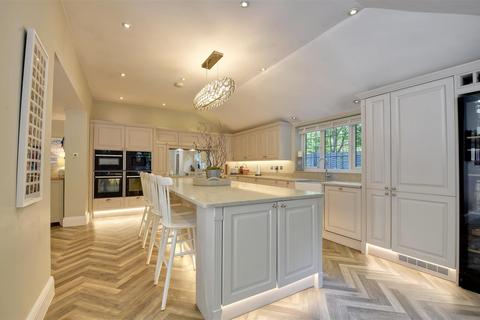 100 Colonel Stephens Way, Tenterden, TN30 6EZ