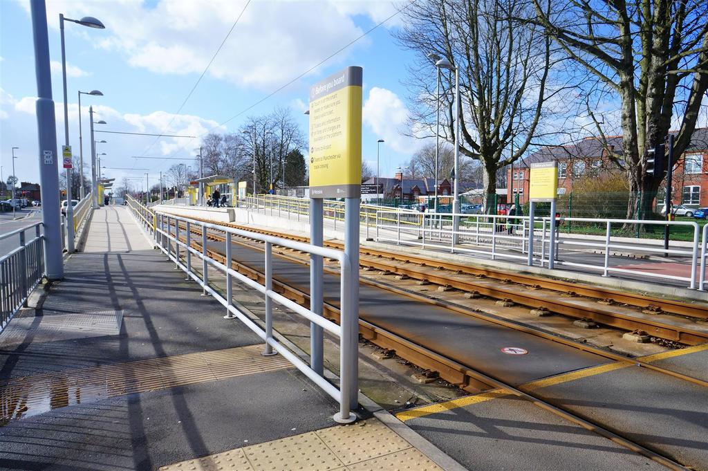 Barlow Moor Road Met Station.JPG