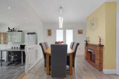 3 bedroom detached bungalow for sale, Hallsfield Road, Walderslade, Chatham, ME5