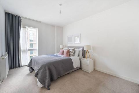 2 bedroom flat to rent, Magellan Boulevard, Gallions Reach, London, E16