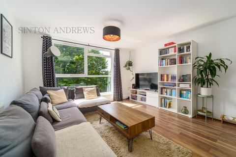 70 Langham Gardens, London, W13 8PZ
