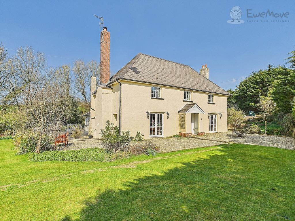 Ewe Move South Molton - Pollards Farm - External Fr