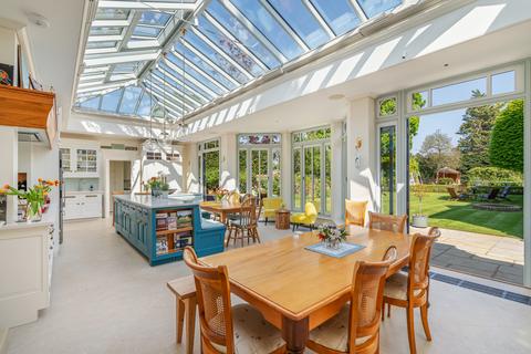 5 bedroom house to rent, Windmill Road, South West London SW19