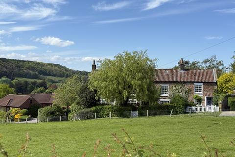 5 bedroom semi-detached house for sale, Stepney Road, Scarborough YO12