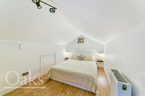 61 Apsley Road, London, SE25 4XT