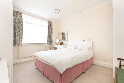 2 bedroom flat to rent, Townshend Court, Mackennal Street, St John's Wood, London