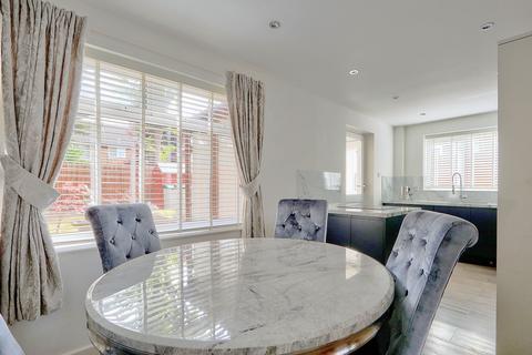 314 Birchington Avenue, Grangetown, Middlesbrough, TS6 8EU