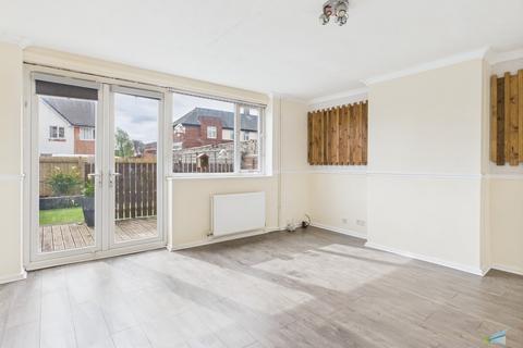 undefined, Huddleston Close, Wirral CH49