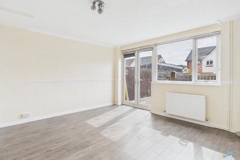 undefined, Huddleston Close, Wirral CH49