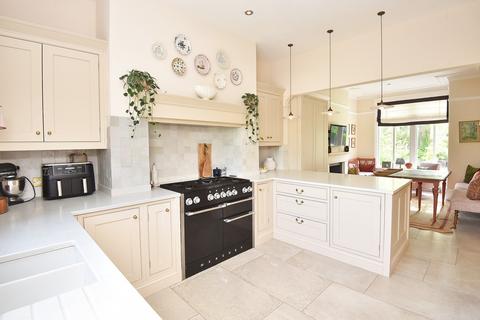 4 bedroom semi-detached house for sale, Duchy Road, Harrogate