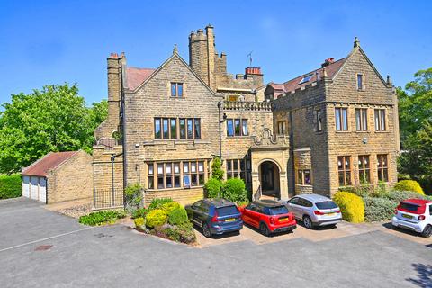 Flat 3, Straysyde House Cavendish Avenue, Harrogate, HG2 8HX