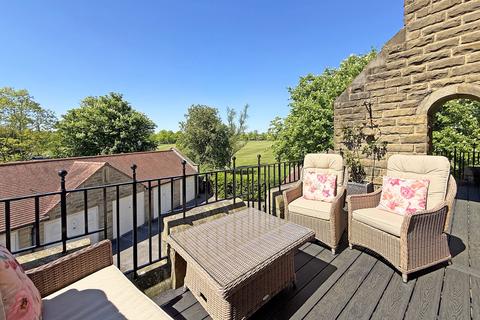 Flat 3, Straysyde House Cavendish Avenue, Harrogate, HG2 8HX
