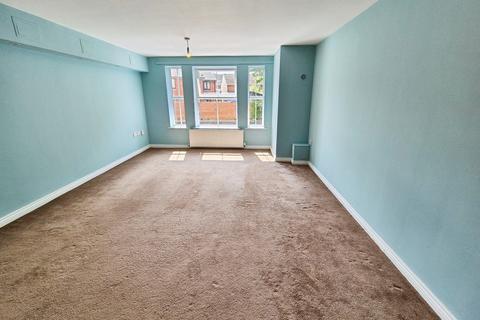 2 bedroom apartment to rent, Timberlake Court, Basingstoke RG21