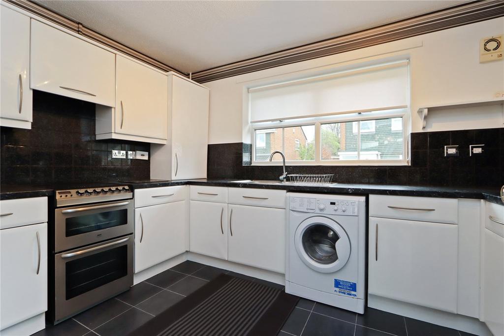 Kitchen Pic 1