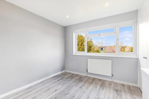 Flat 4, River View House Lower Ham Road, Kingston Upon Thames, KT2 5BA