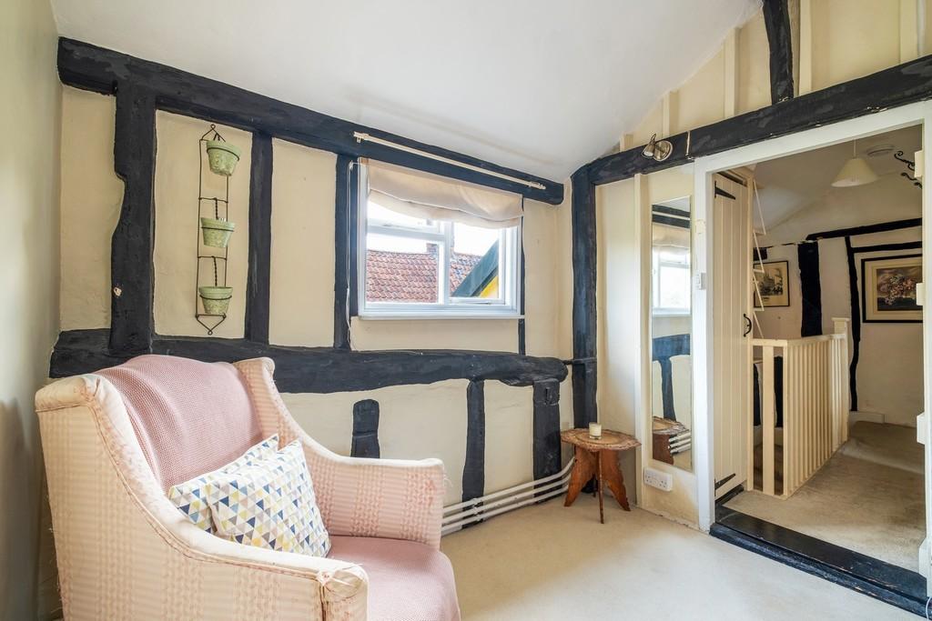 1440px-Neates Cottage-24