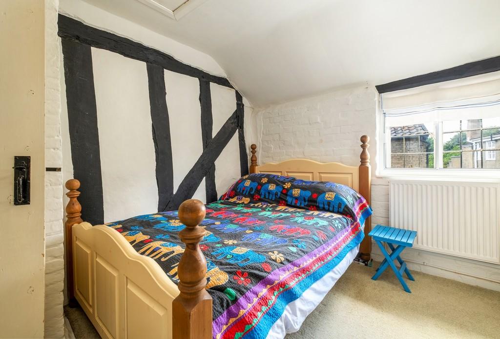 1440px-Neates Cottage-28