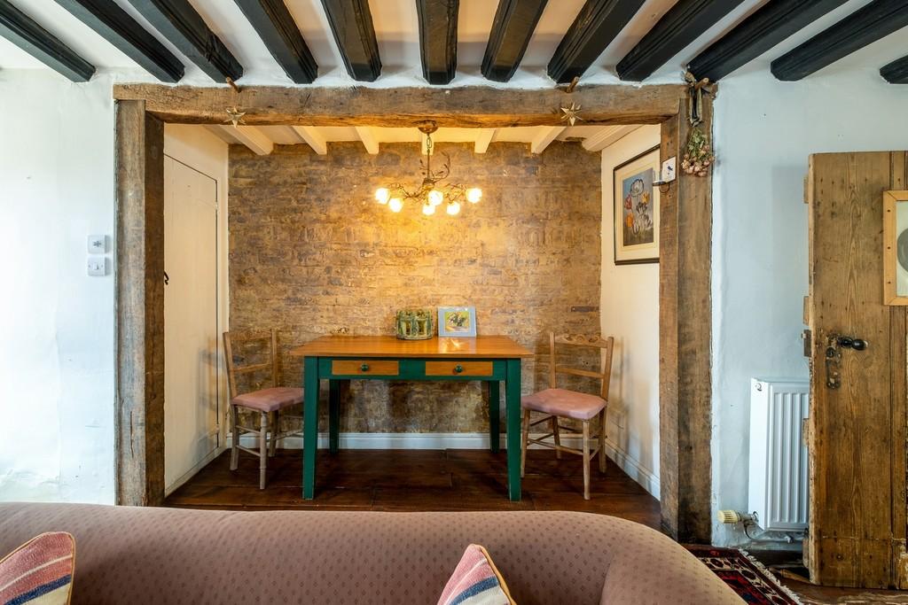 1440px-Neates Cottage-9