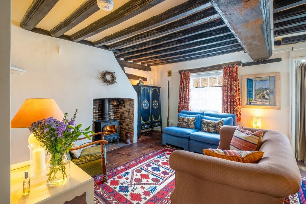1440px-Neates Cottage-10