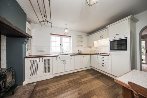 3 bedroom detached bungalow for sale, Blackdown Road, Punnetts Town