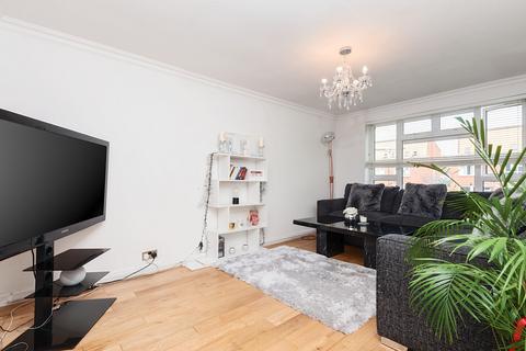 41 Whitehall Road, Uxbridge, UB8 2DU