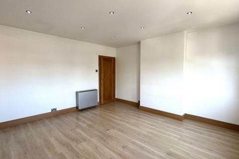 2 bedroom flat to rent, Park Road, Melton Mowbray