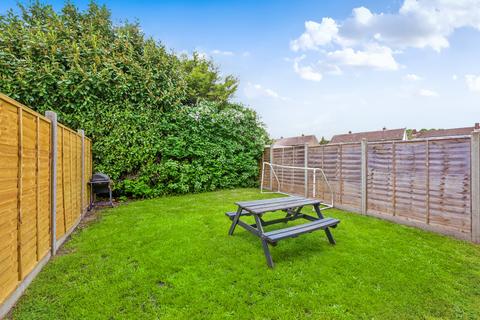 2 bedroom terraced house for sale, Derry Road, Farnborough GU14