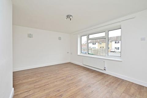 2 bedroom terraced house for sale, Derry Road, Farnborough GU14
