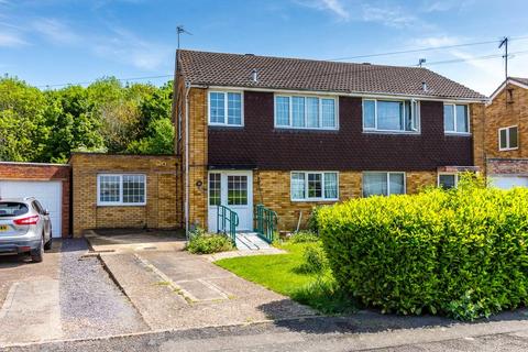 4 bedroom semi-detached house for sale, Ennerdale Road, Rushden NN10