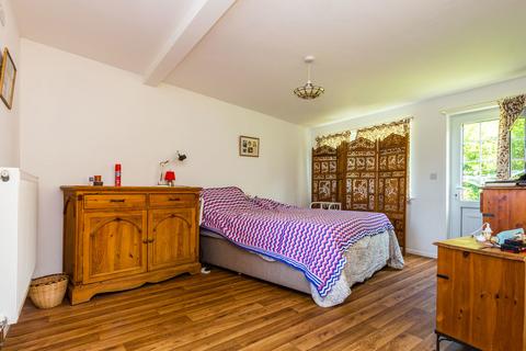 4 bedroom semi-detached house for sale, Ennerdale Road, Rushden NN10