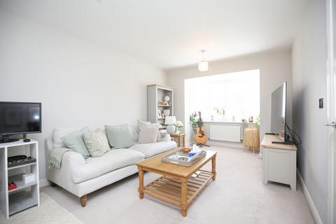 69 Croft Road, Atherstone, CV9 1HG