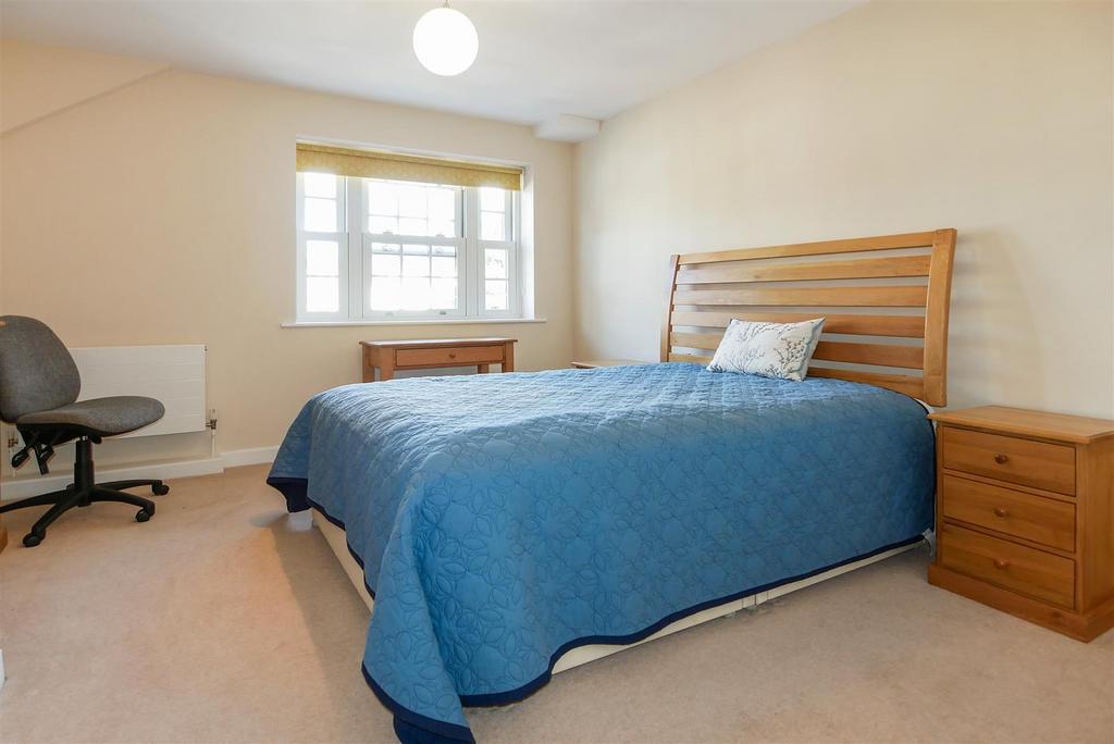 Bedroom.jpg