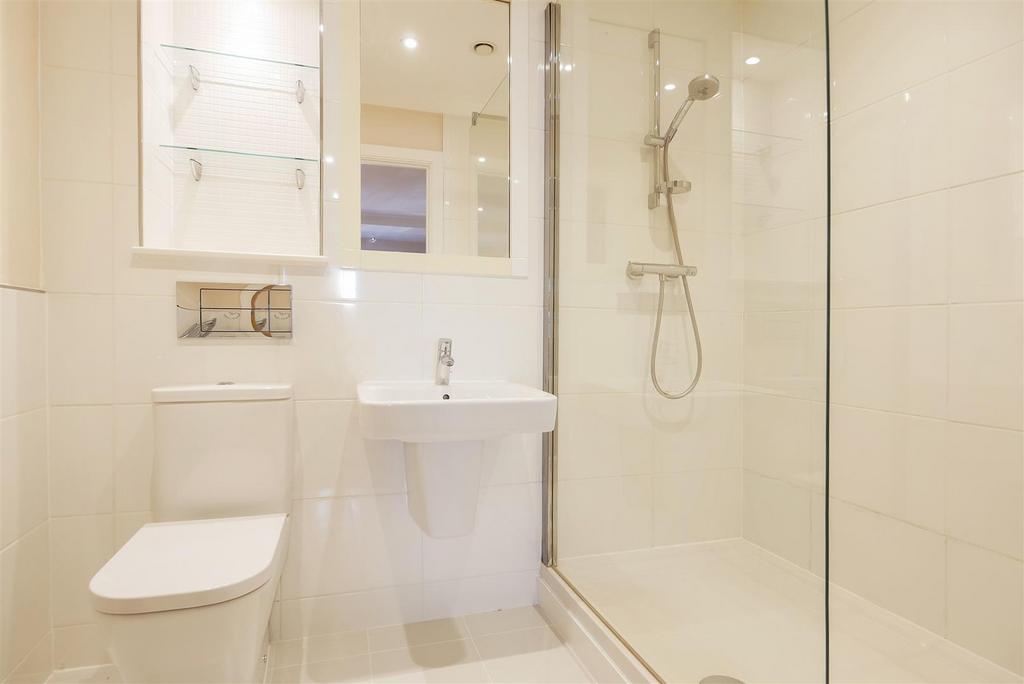 Shower Room.jpg