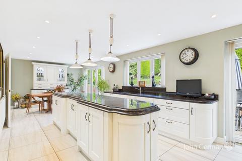 4 bedroom detached house for sale, Chapel Street, Measham
