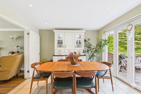 4 bedroom detached house for sale, Chapel Street, Measham