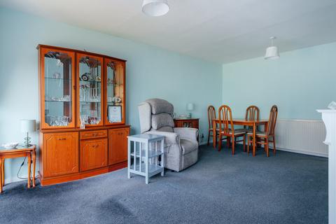 99 Columbia Drive, Lower Wick, Worcester, WR2 4EE