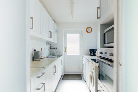 99 Columbia Drive, Lower Wick, Worcester, WR2 4EE