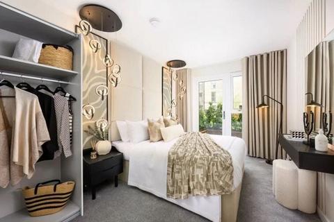 undefined, The Silverton, North Woolwich Road, Royal Docks, E16