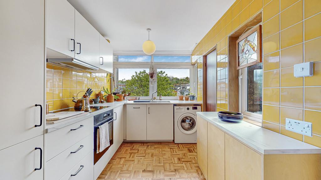 22-print-28 Lethington Avenue F33 27