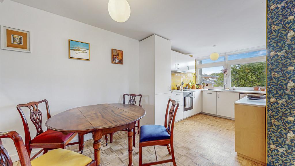 20-print-28 Lethington Avenue F33 26
