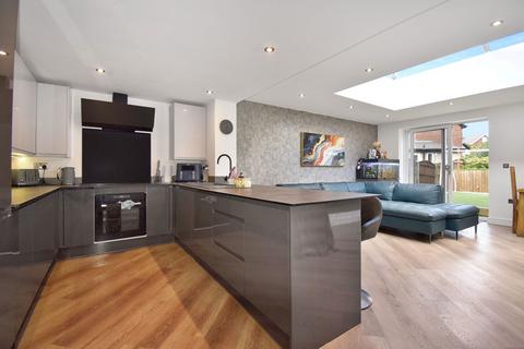 3 bedroom semi-detached house for sale, Langdale Road, Leyland PR25
