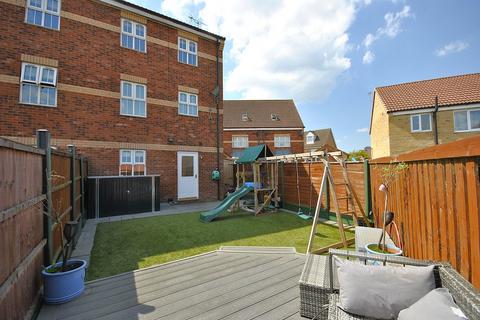 4 bedroom semi-detached house for sale, Buckingham Court, Doncaster DN11