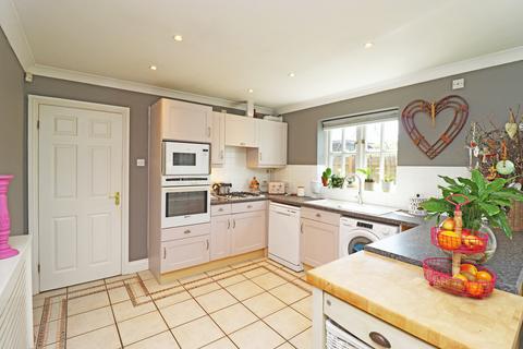 undefined, Carriers Court, East Bergholt