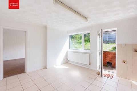 12 Alan Way, Brighton, BN2 5PF
