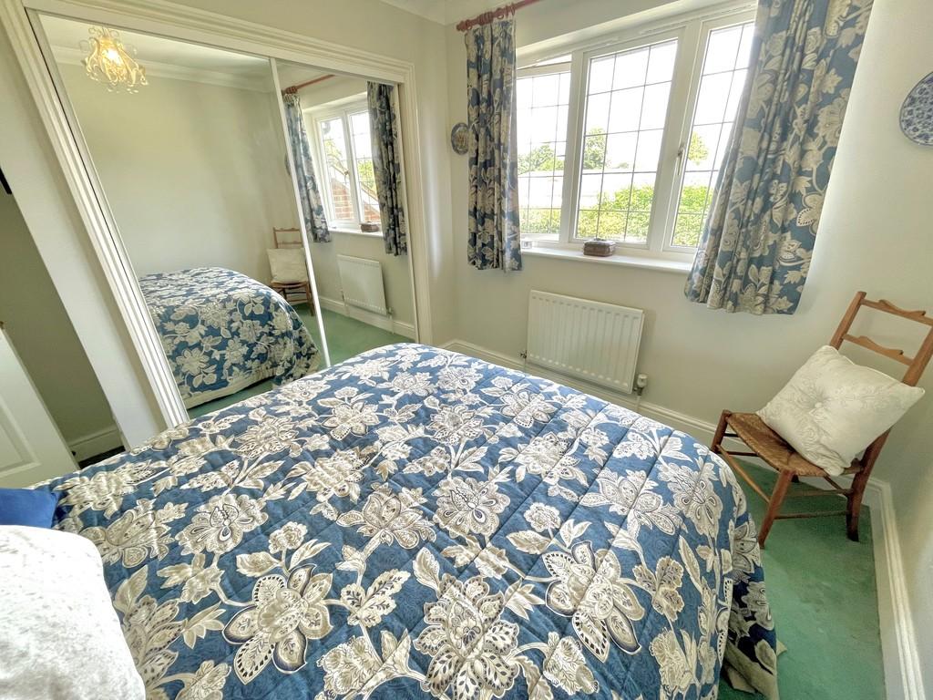 5 Cleeves Way Bed2