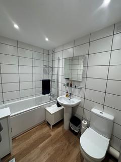 2 bedroom apartment for sale, Woodbourne Court, Woodbourne Road, M33 3TT