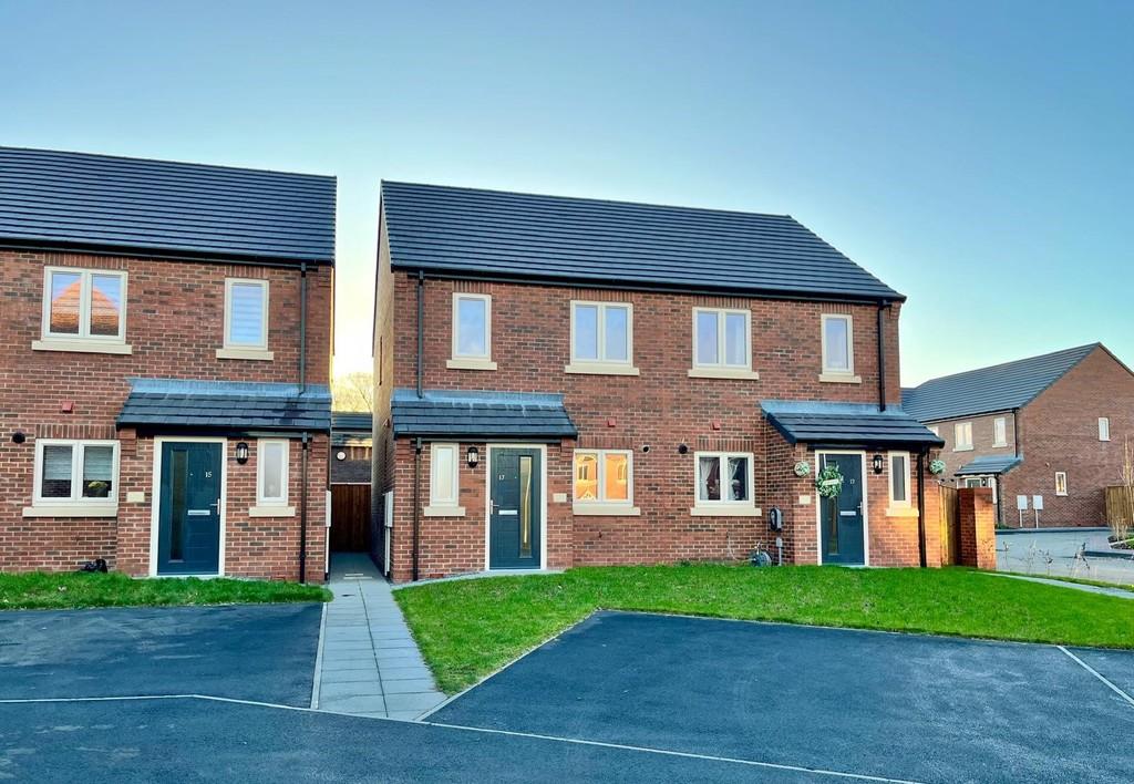 Rotherham S62 2 bed semi-detached house - £214,950
