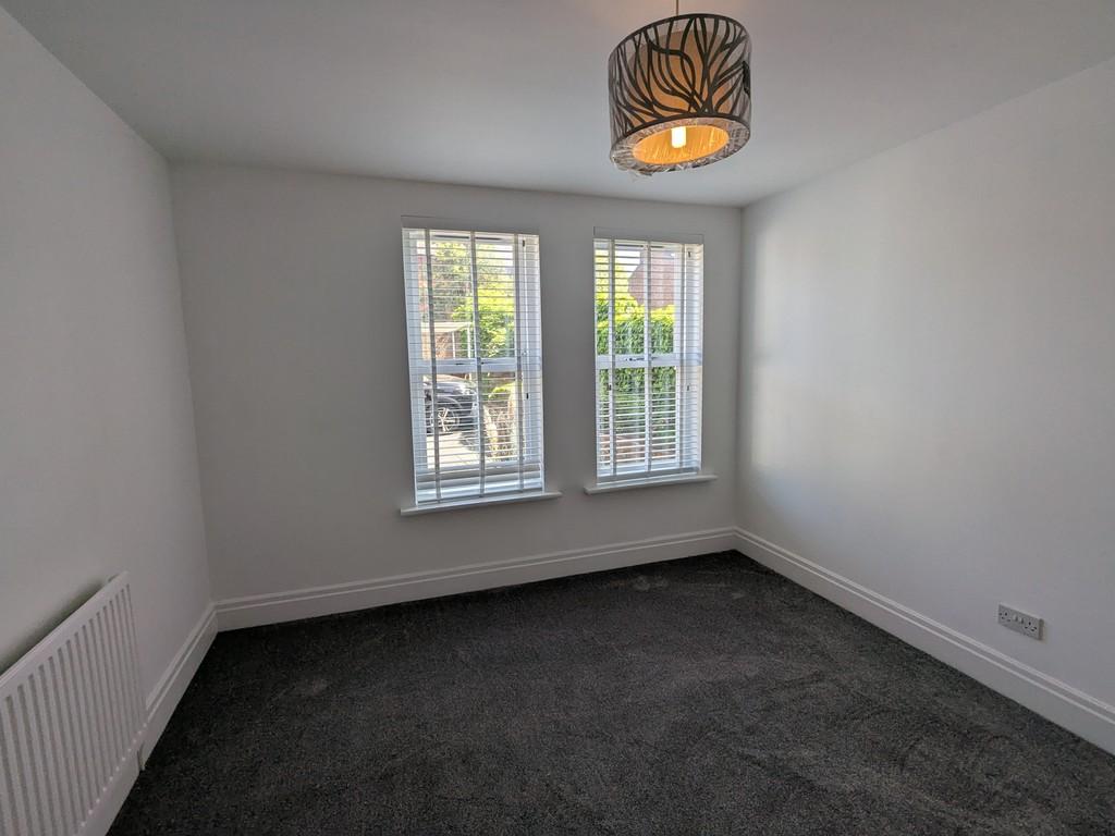 Pxl 20250506 110150478