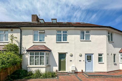 1 bedroom in a house share to rent, Kendal Way, Cambridge CB4